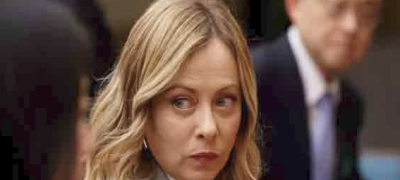 இத்தாலி பெண் பிரதமரின் ஆபாச டீப்பேக் :இழப்பீடு கேட்டு வழக்கு