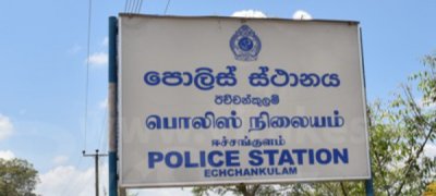 வவுனியாவில் பேருந்து விபத்து : மாணவன் படுகாயம்!