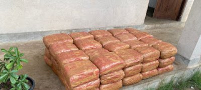 யாழில் 135 கிலோ கஞ்சா மீட்பு!