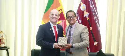 சபாநாயகரை சந்தித்த இலங்கைக்கான இஸ்ரேல் தூதுவர்!