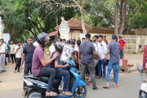 யாழ்.பல்கலை முன்றலில் முள்ளிவாய்க்கால் கஞ்சி வார்ப்பு!