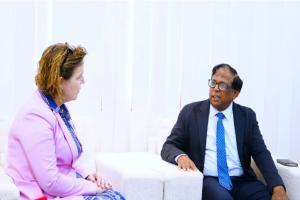 கனேடிய உயர்ஸ்தானிகருக்கும் வடமாகாண ஆளுநருக்கும் இடையில் சந்திப்பு