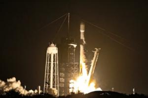 நிலவில் மோதியதாகக் கருதப்படும் ஸ்பேஸ் எக்ஸ் (SpaceX) ராக்கெட் பாகத்தை ஆய்வாளர்கள் ஏன் தீவிரமாக ஆராய்கின்றனர்?