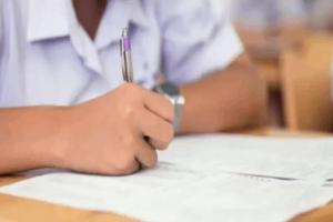 நாளைய வினாத்தாள் இன்று வேறு பெட்டியில் கண்டுபிடிப்பு!