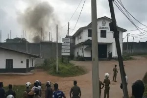 மஹர சிறைச்சாலை - கண்காணிப்புக்கு விமானப்படை ஹெலிக்கொப்டர், ட்ரோன்கள் களமிறக்கம்