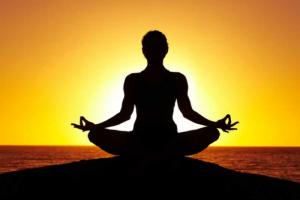 மனதை அமைதியாக்கும் கலை – மாபெரும் நிசப்தத்தின் வல்லமை (Stillness is the Key)